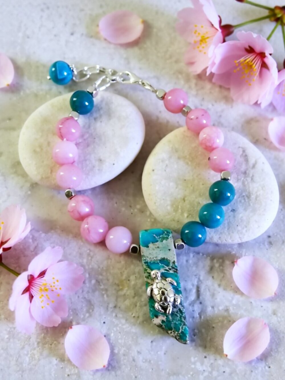 Vacation Ready! Beachy Sea Turtle Adjustable Bracelet - Colorful Jasper & Agate - Picture 6 of 10